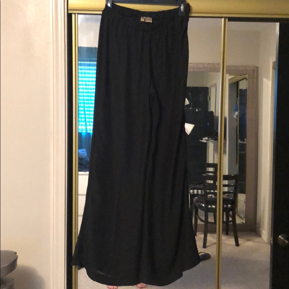 Show me your mumu pants